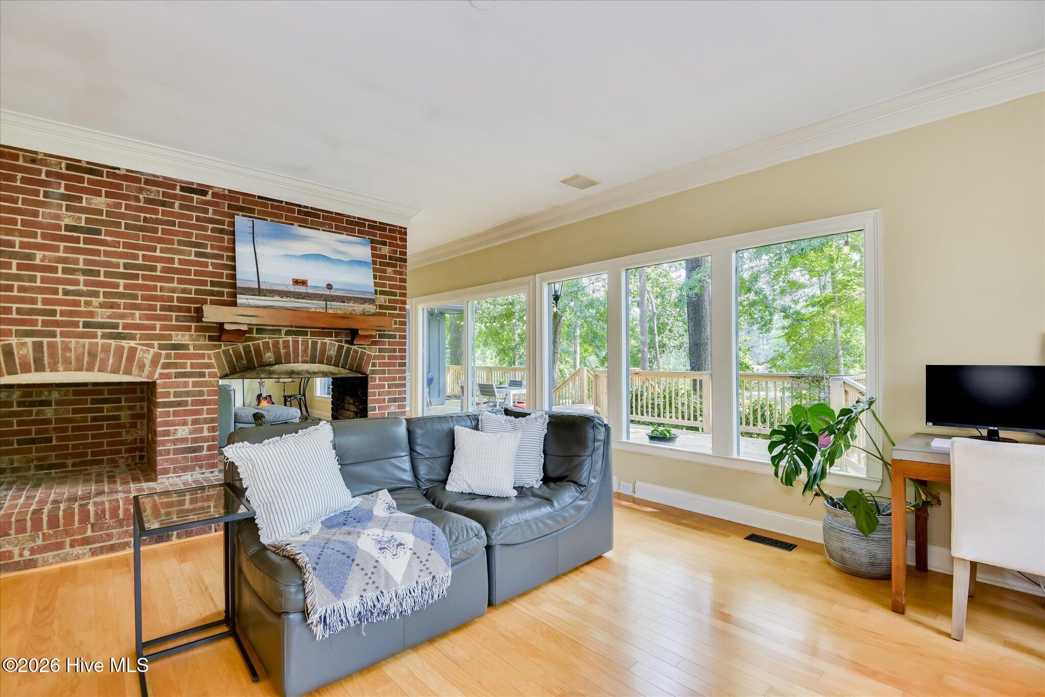 844 Point Comfort Road