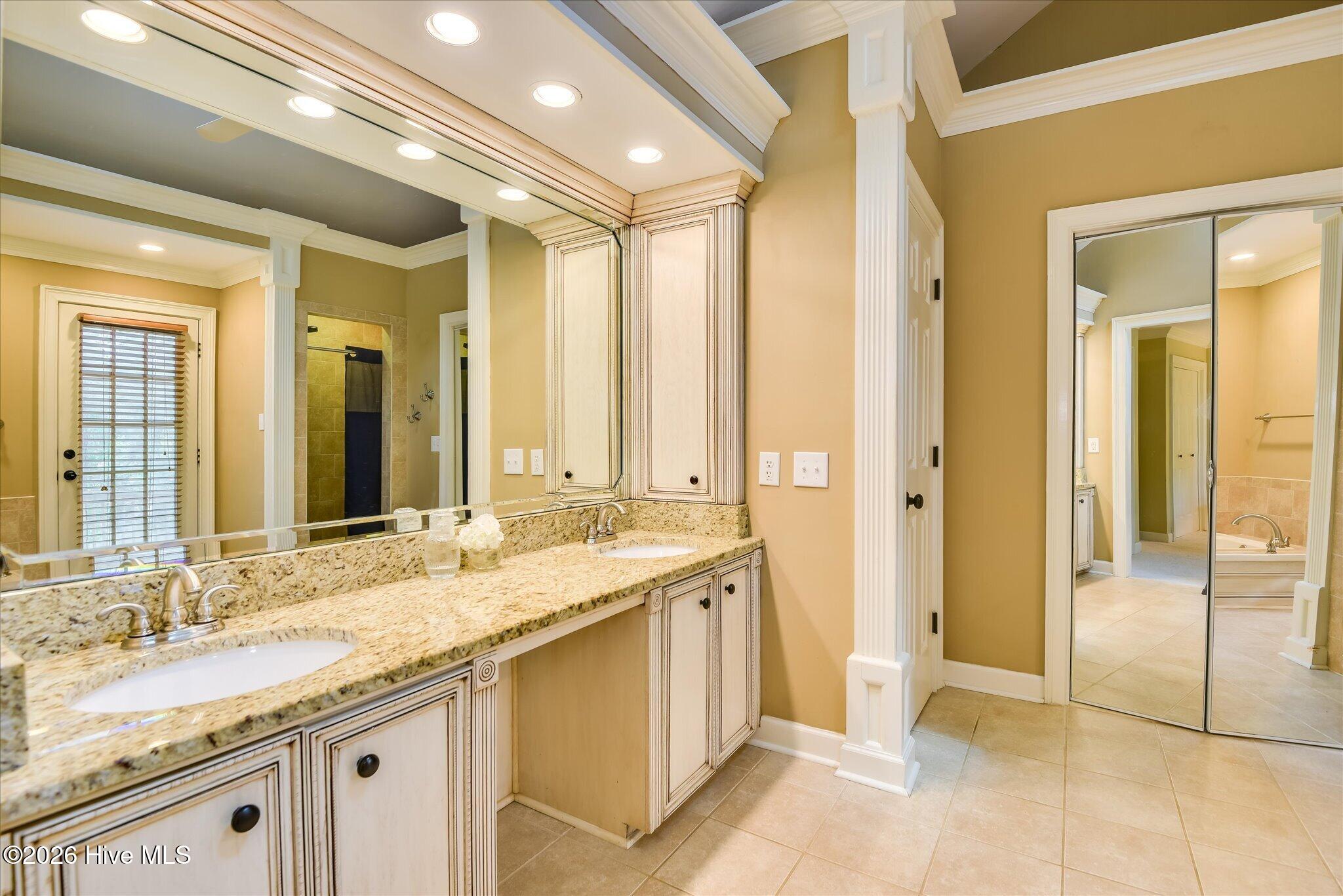 844 Point Comfort Road