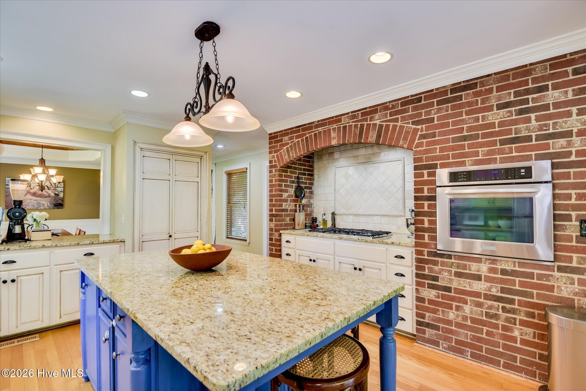 844 Point Comfort Road