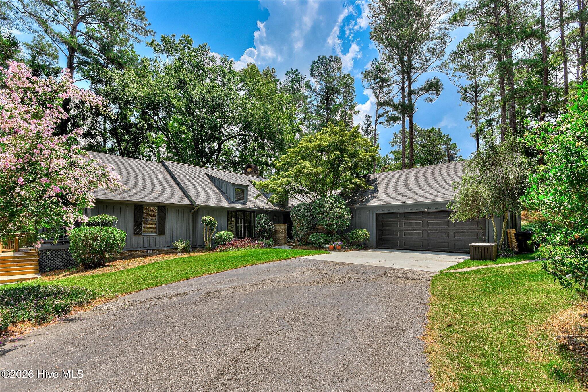 844 Point Comfort Road