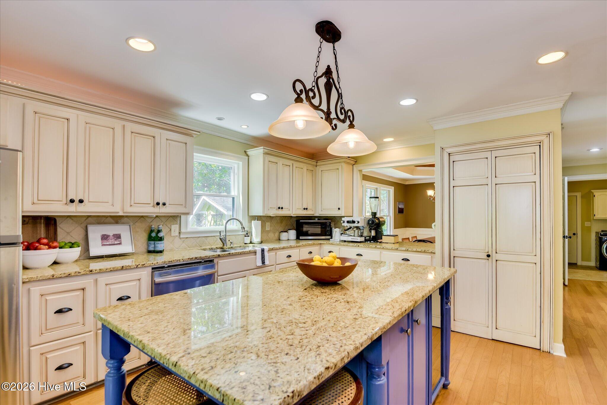 844 Point Comfort Road