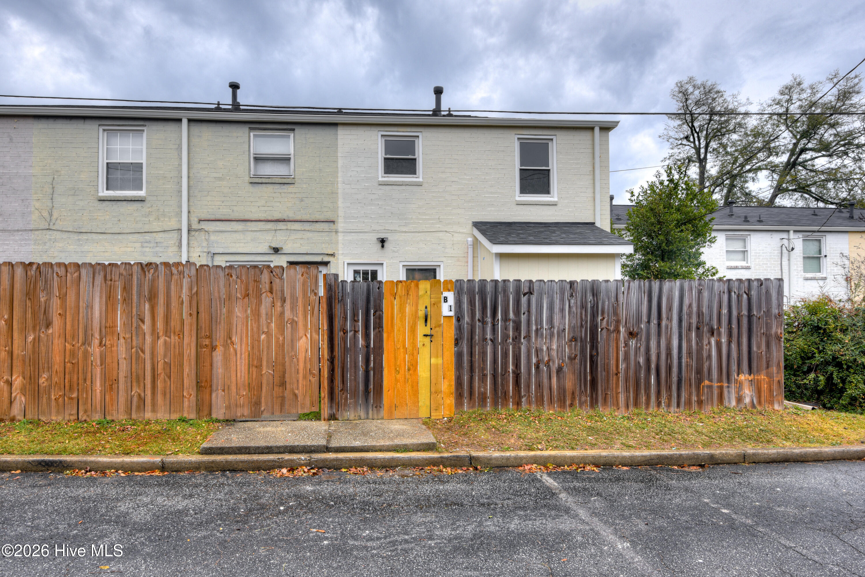 801 Monte Sano Avenue B1