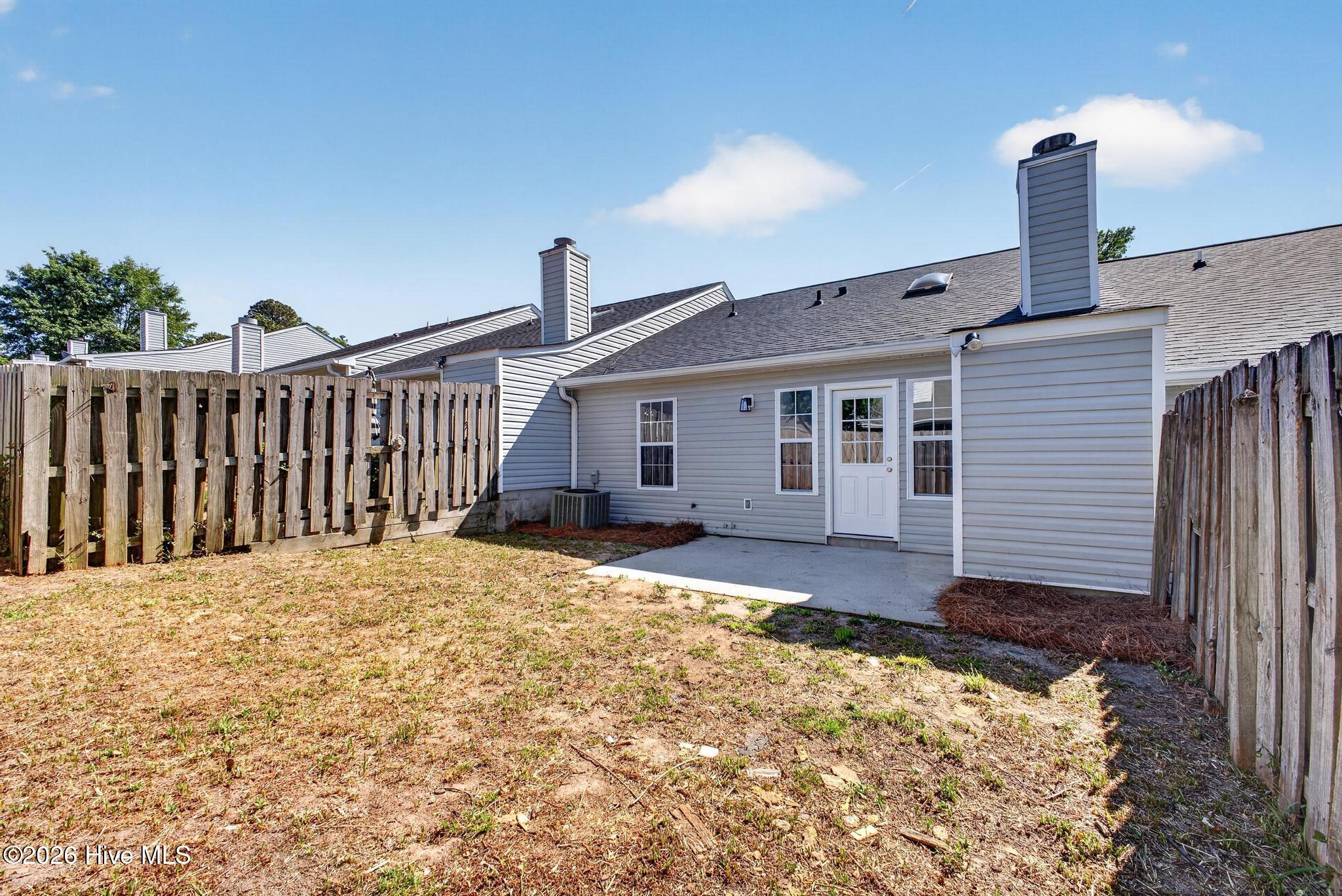 22 Summit Commons Court