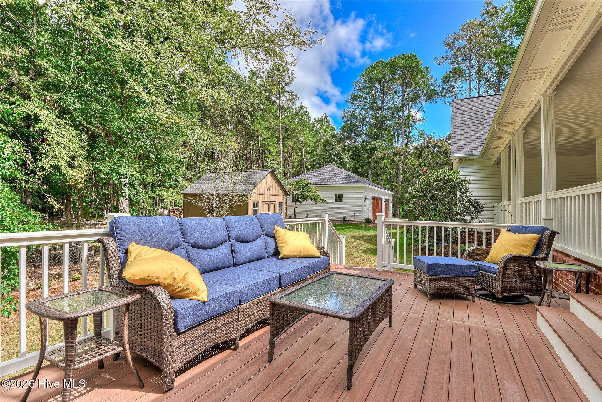 1654 NE Cedar Creek Drive