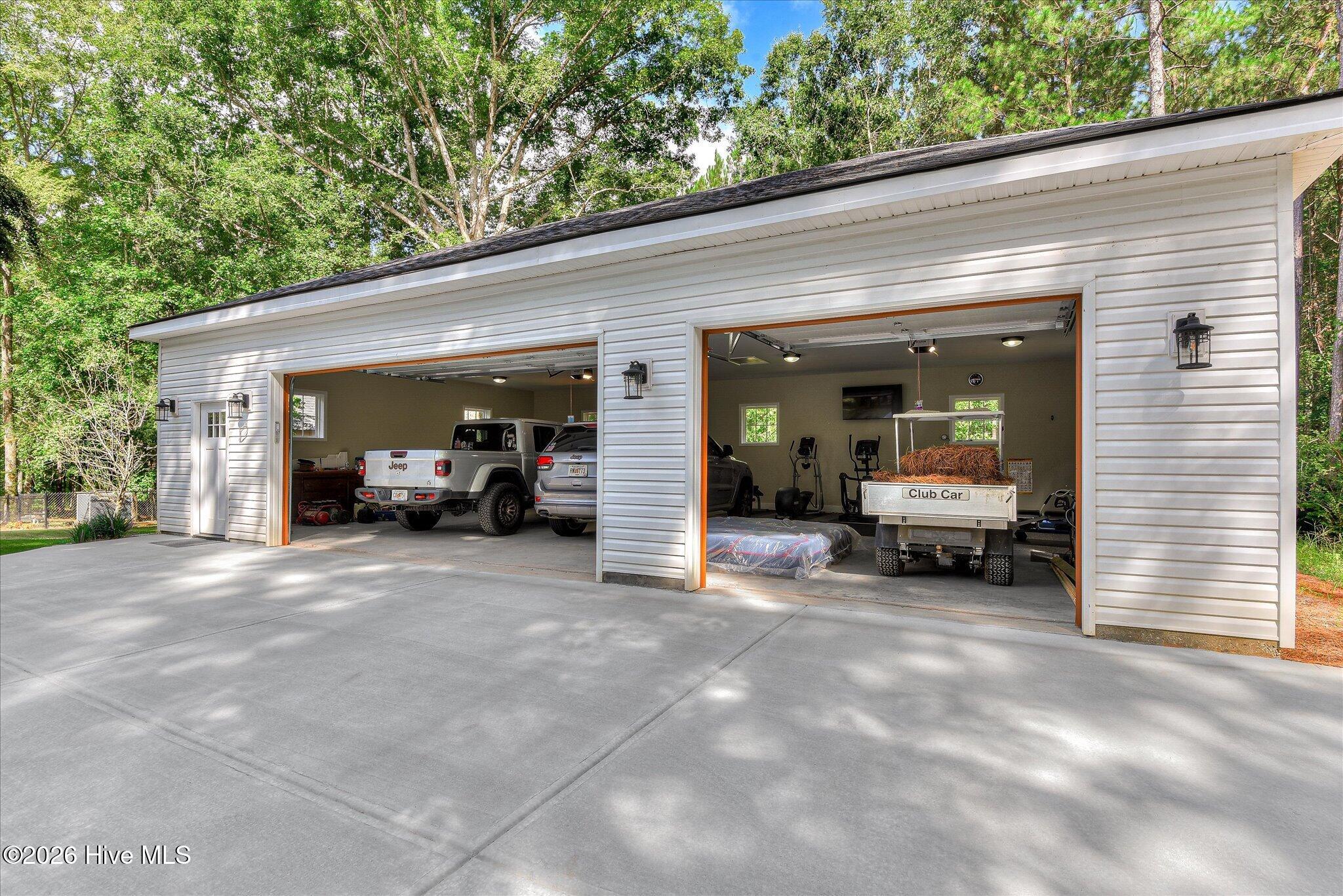 1654 NE Cedar Creek Drive