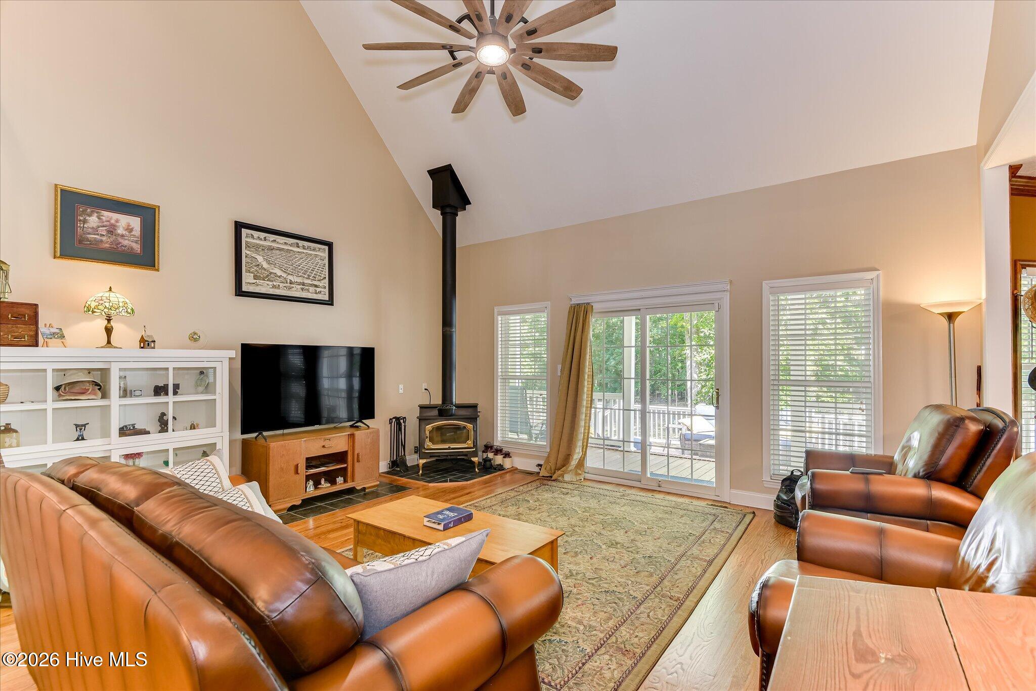 1654 NE Cedar Creek Drive