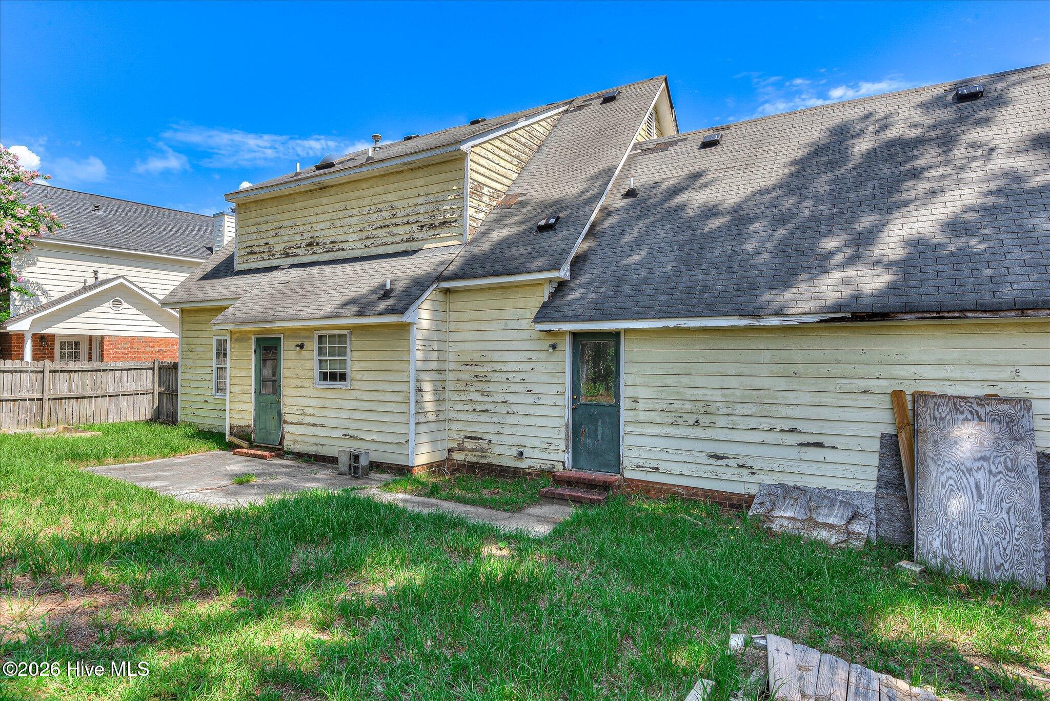 102 Moss Creek Drive