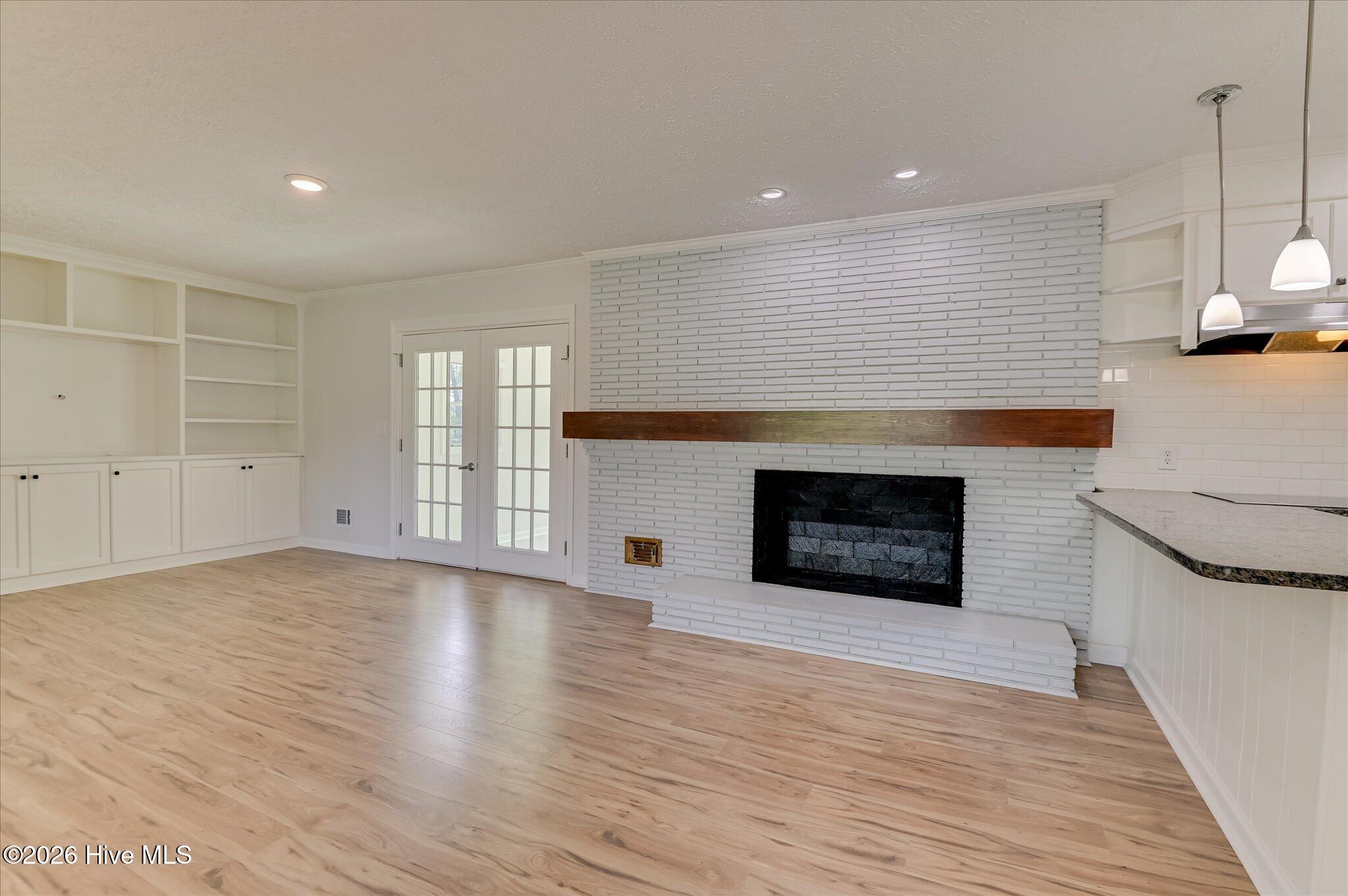 633 Cambridge Court