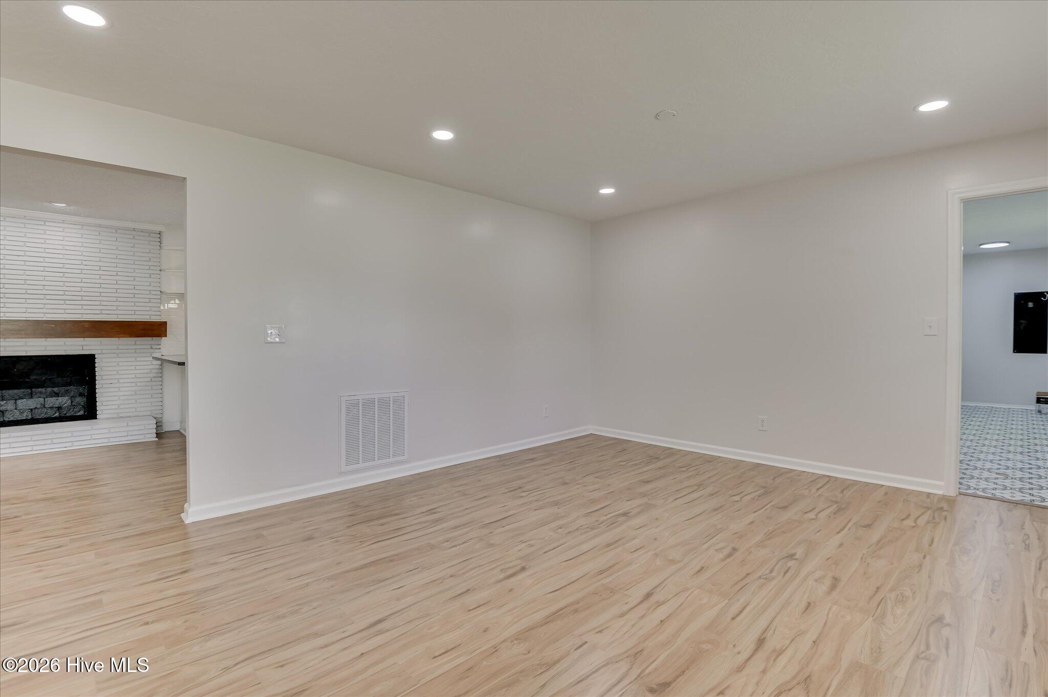 633 Cambridge Court
