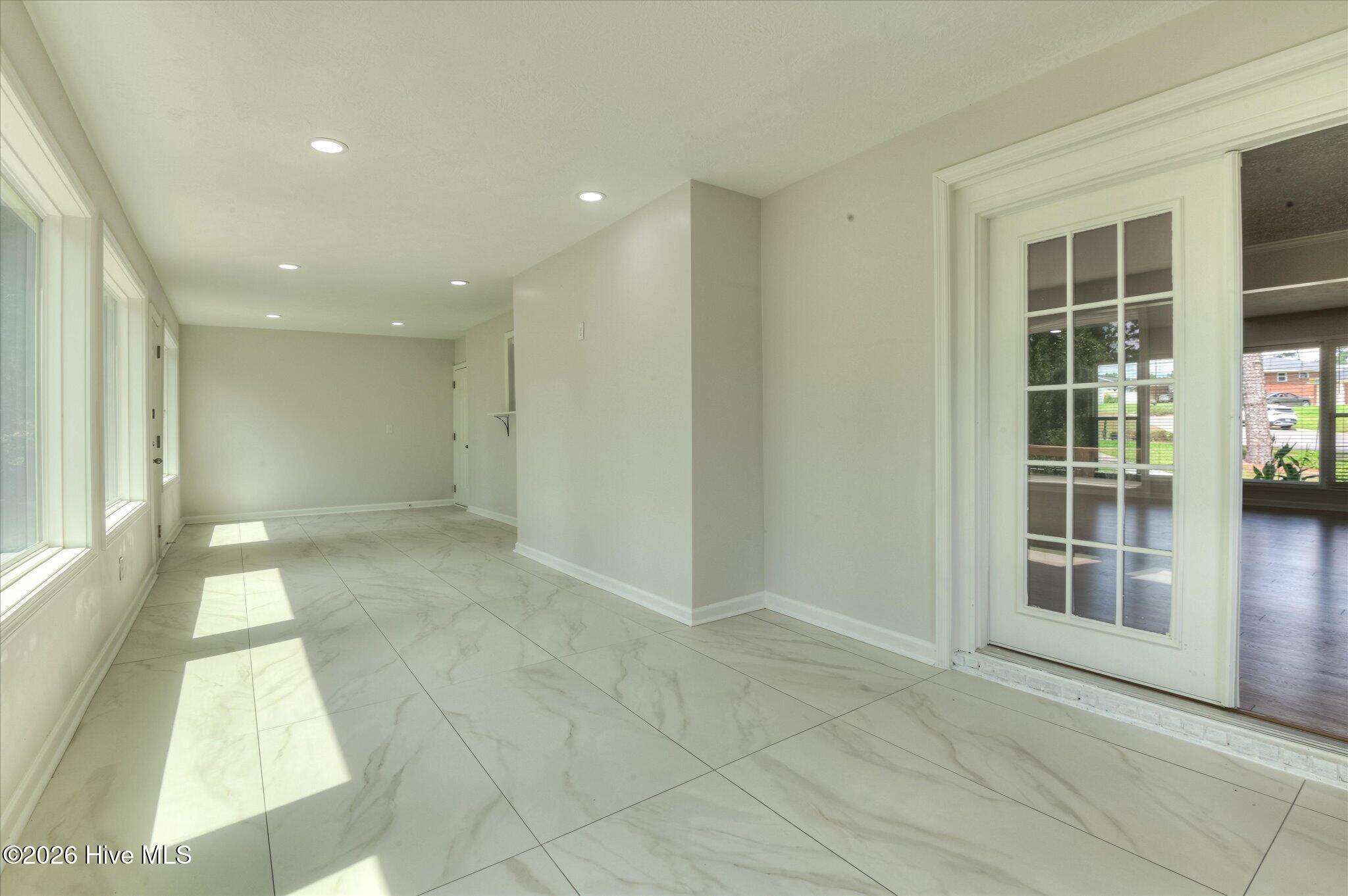 633 Cambridge Court