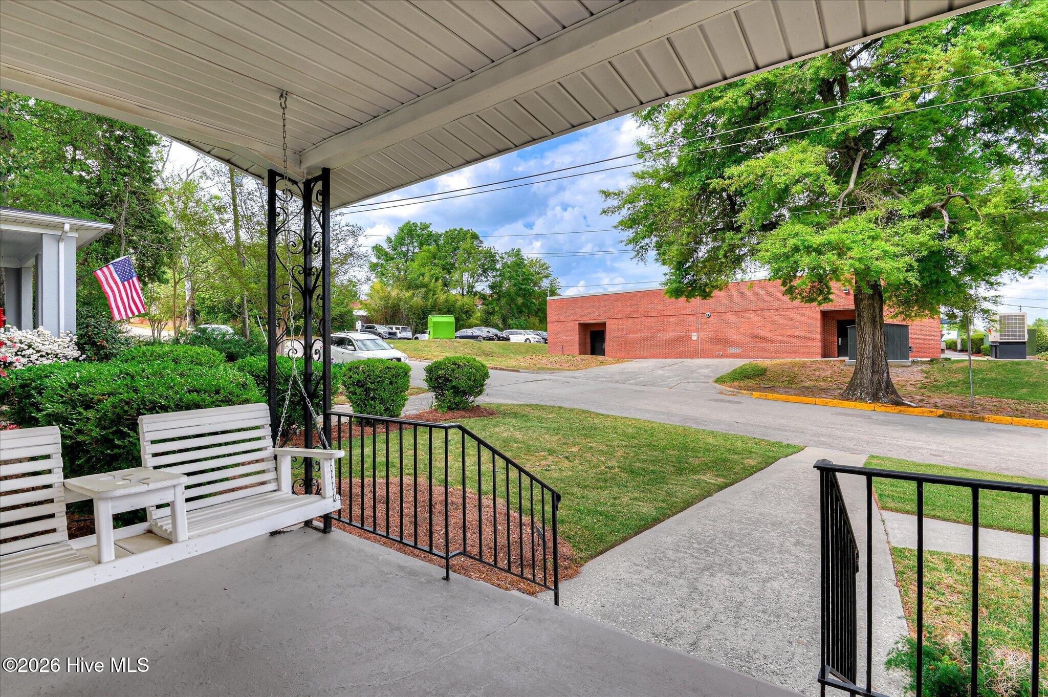 2002 Bransford Avenue