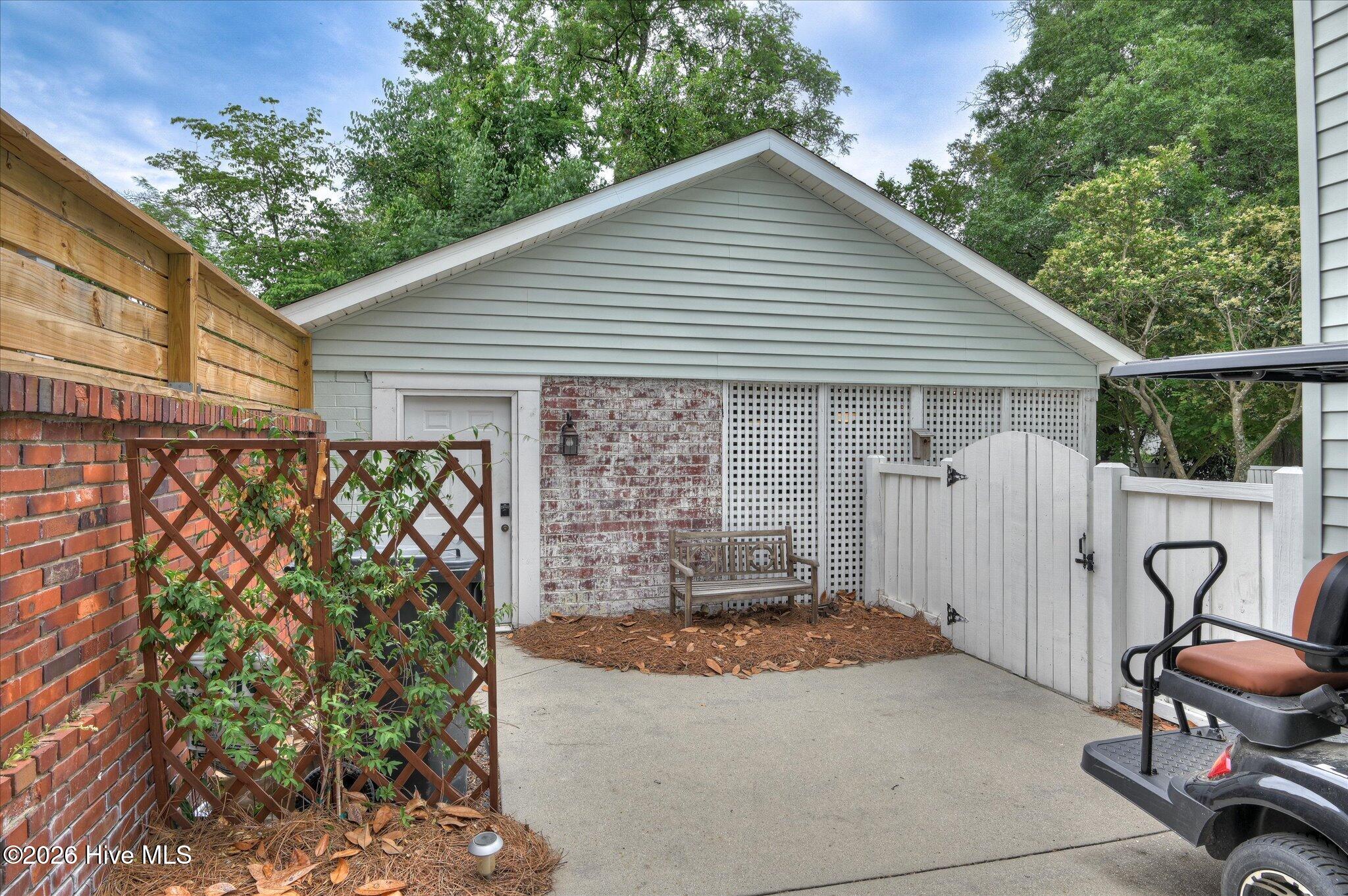 1338 Glenn Avenue