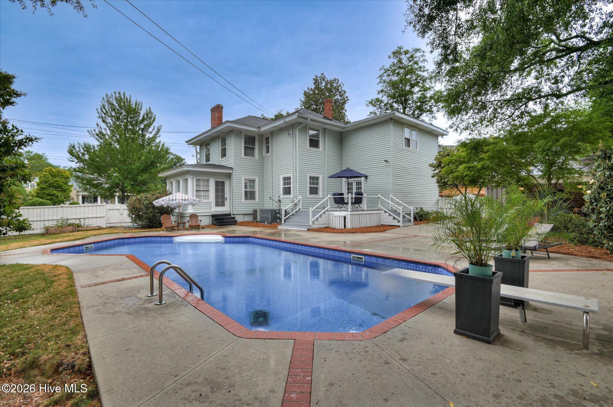 1338 Glenn Avenue