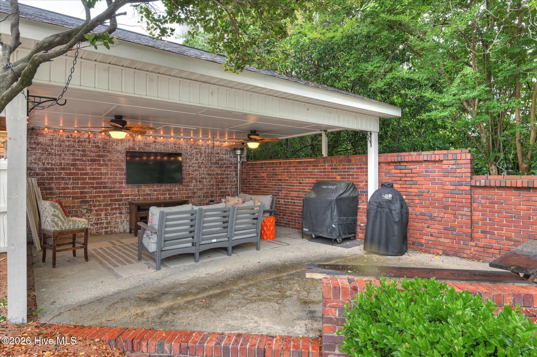 1338 Glenn Avenue