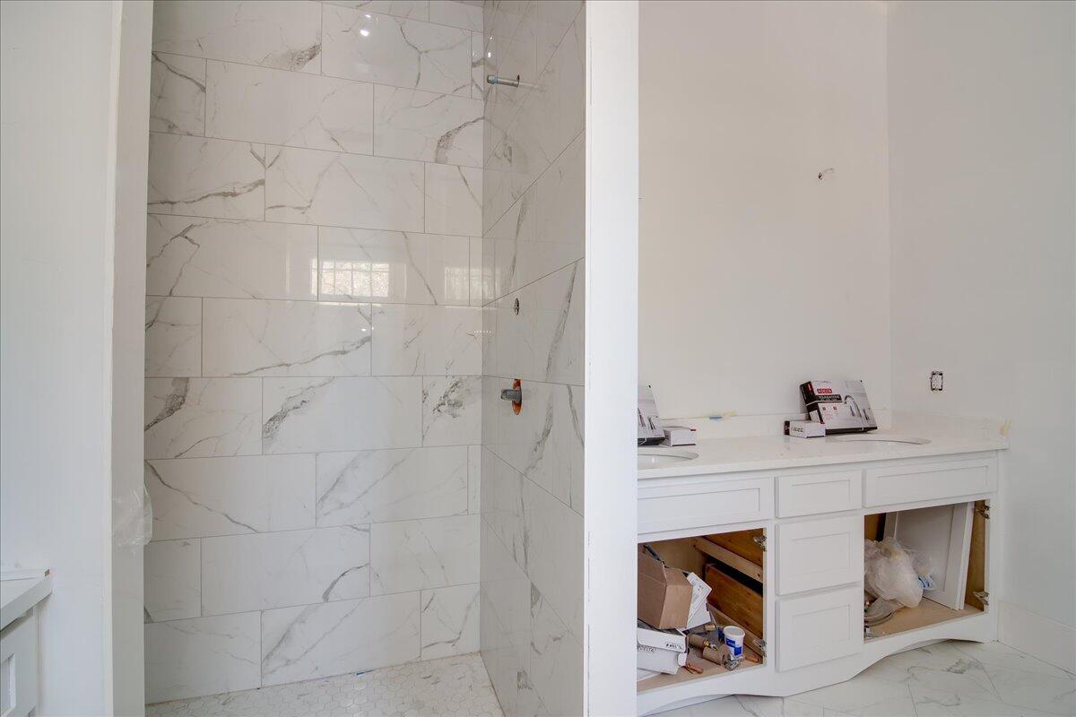 2627 HELEN STREET Street