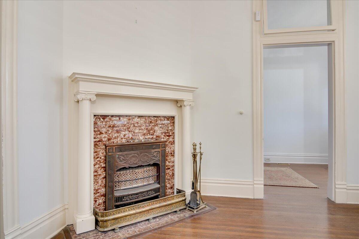 2627 HELEN STREET Street