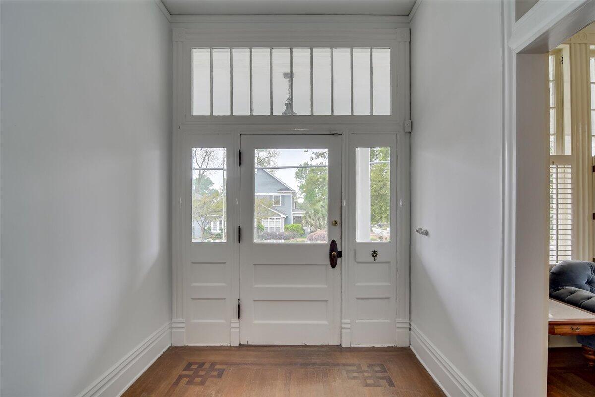 2627 HELEN STREET Street