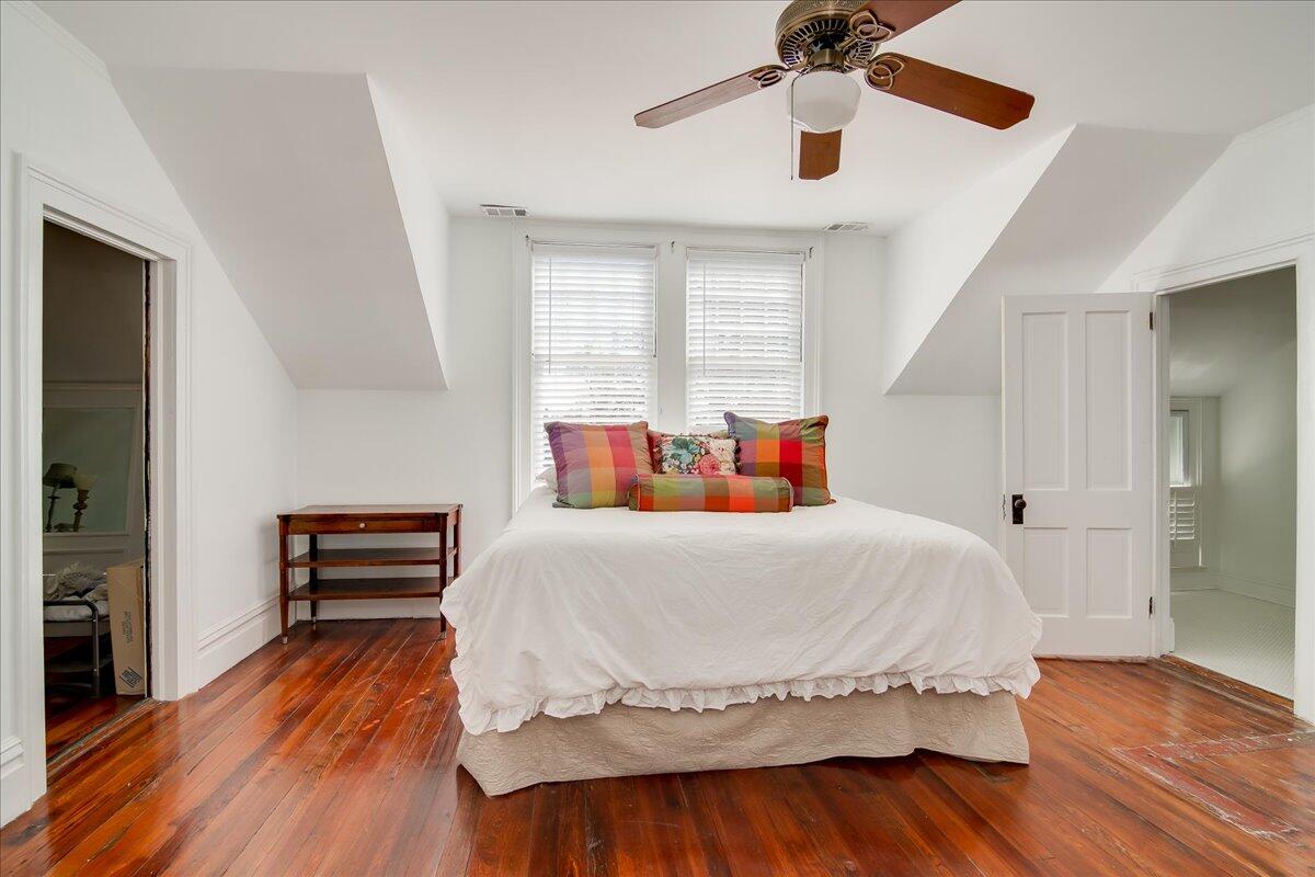 2627 HELEN STREET Street