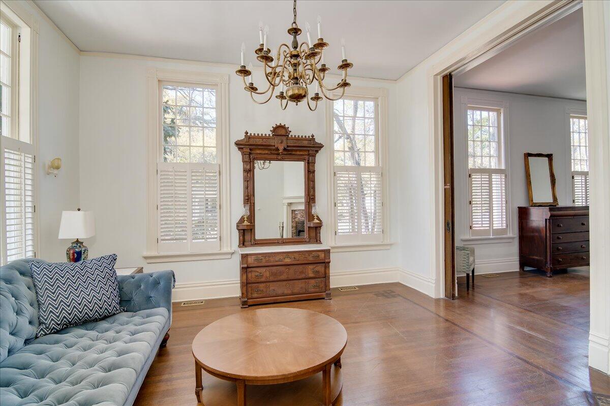 2627 HELEN STREET Street