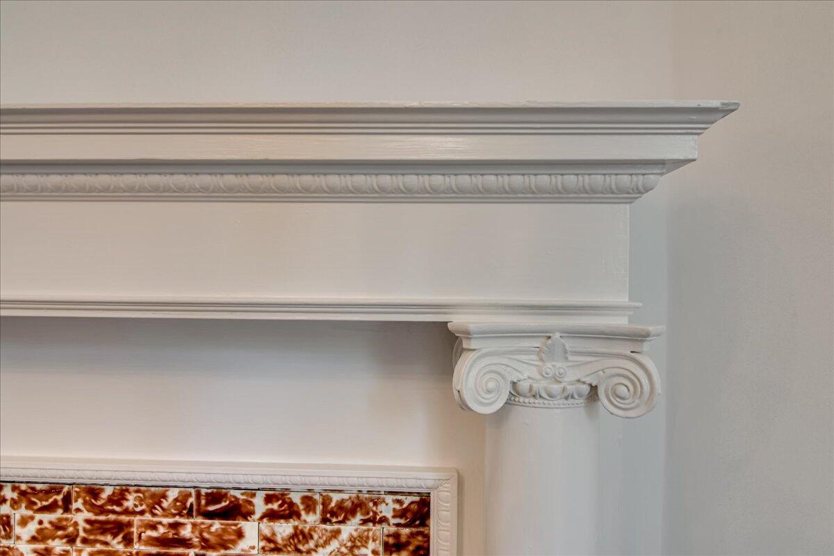 2627 HELEN STREET Street