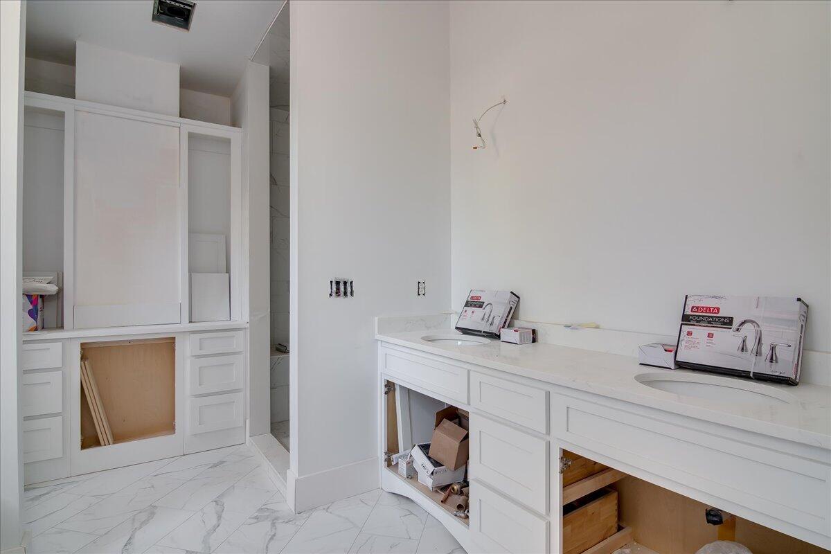 2627 HELEN STREET Street