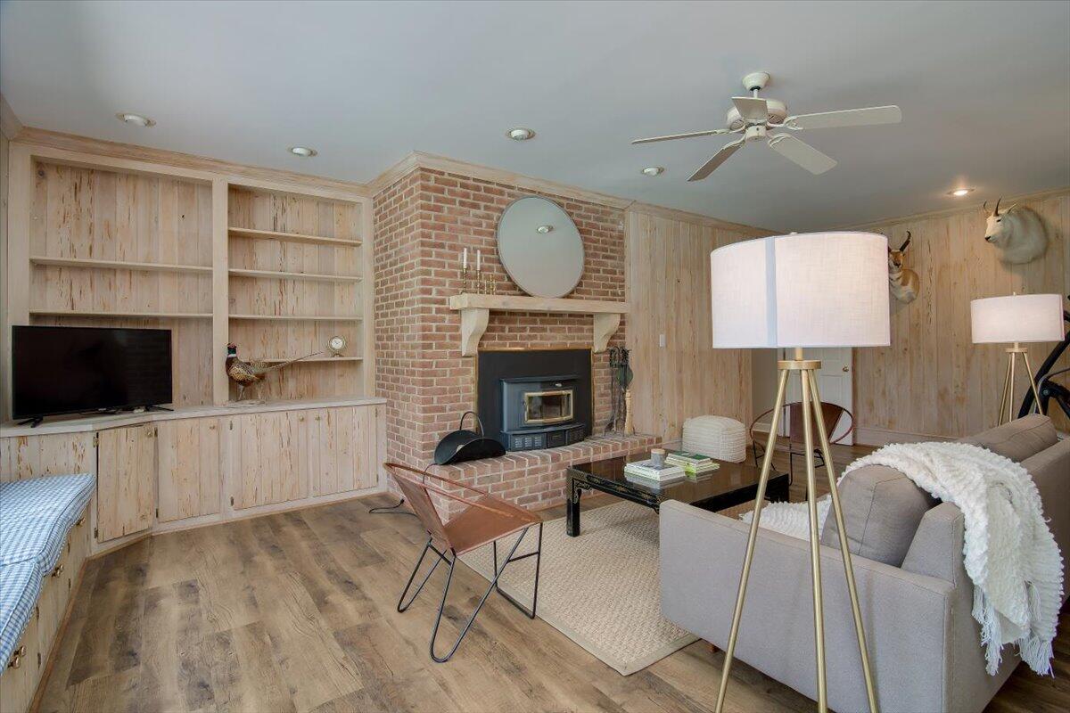 945 RUST BRANCH Lane