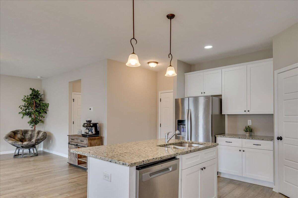 110 HEADWATERS Drive