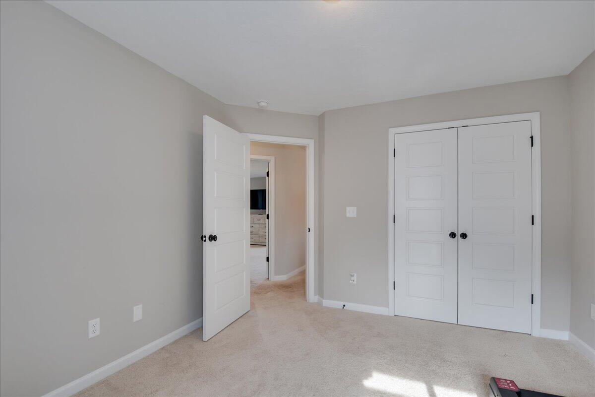 110 HEADWATERS Drive