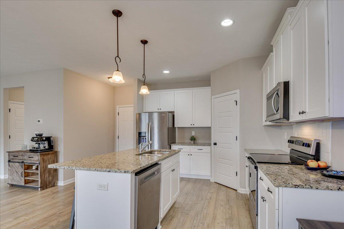 110 HEADWATERS Drive