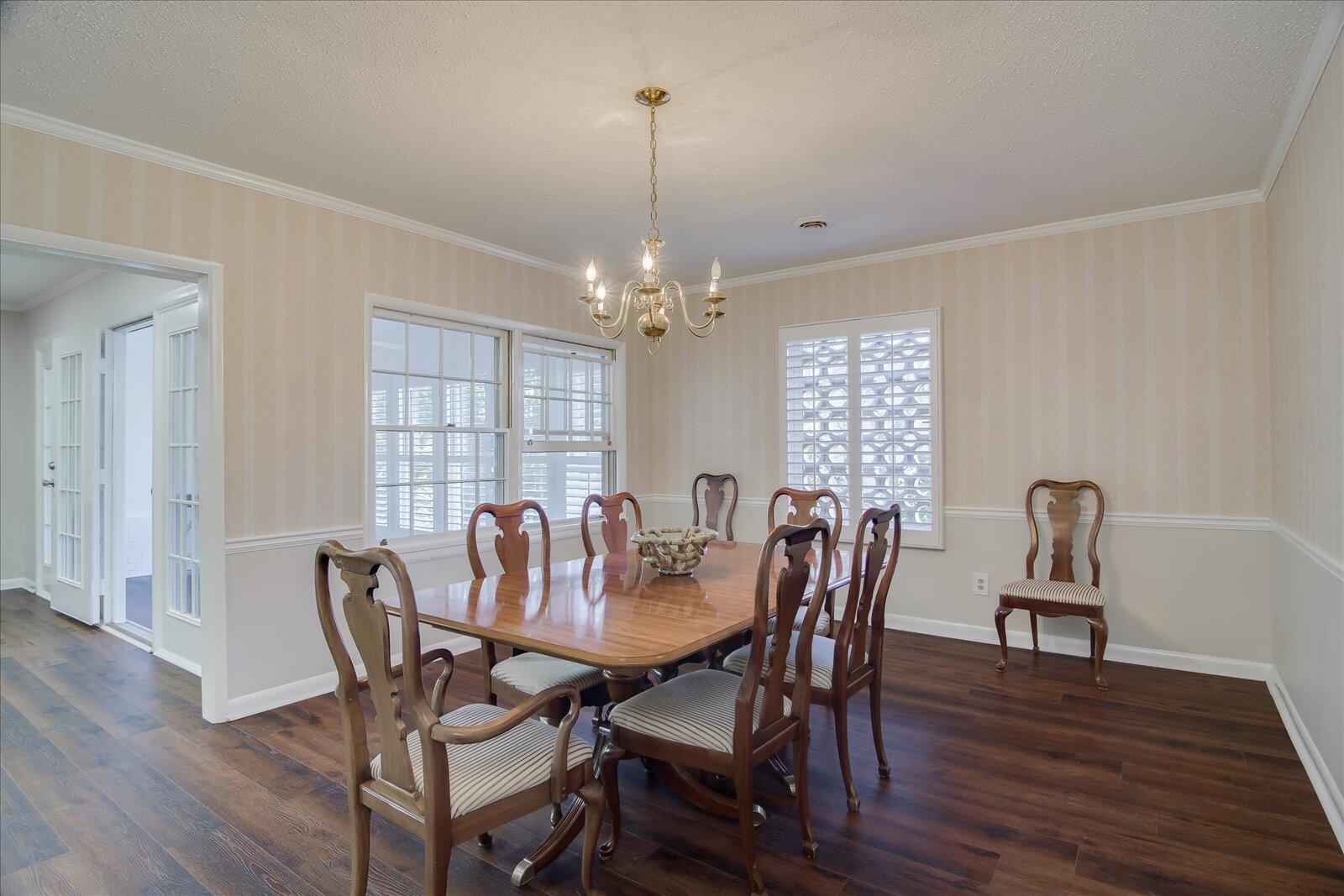 827 MILLEDGE Road Unit: C3