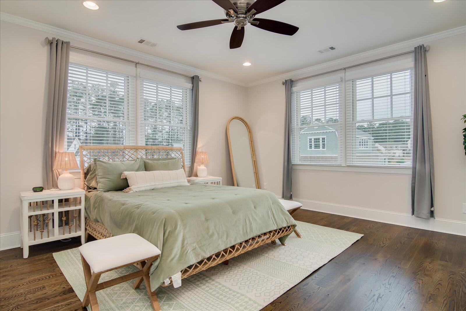 2840 TOWERING OAK Drive