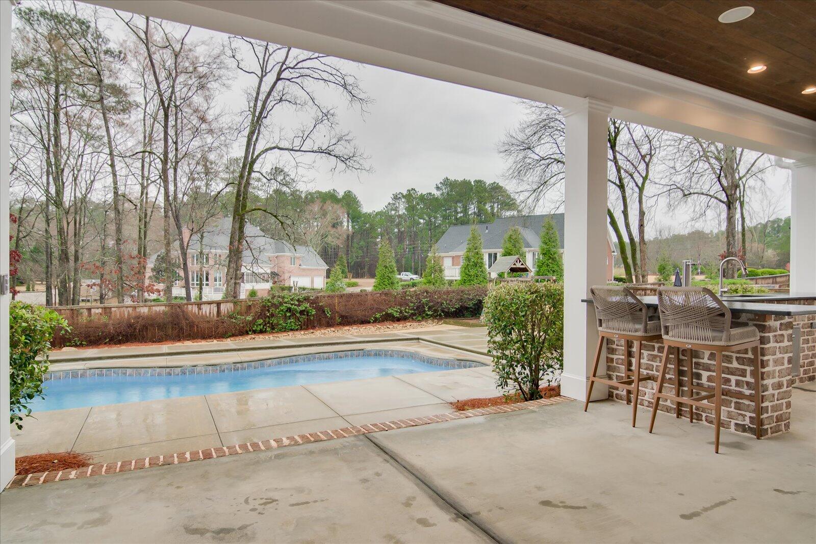 2840 TOWERING OAK Drive