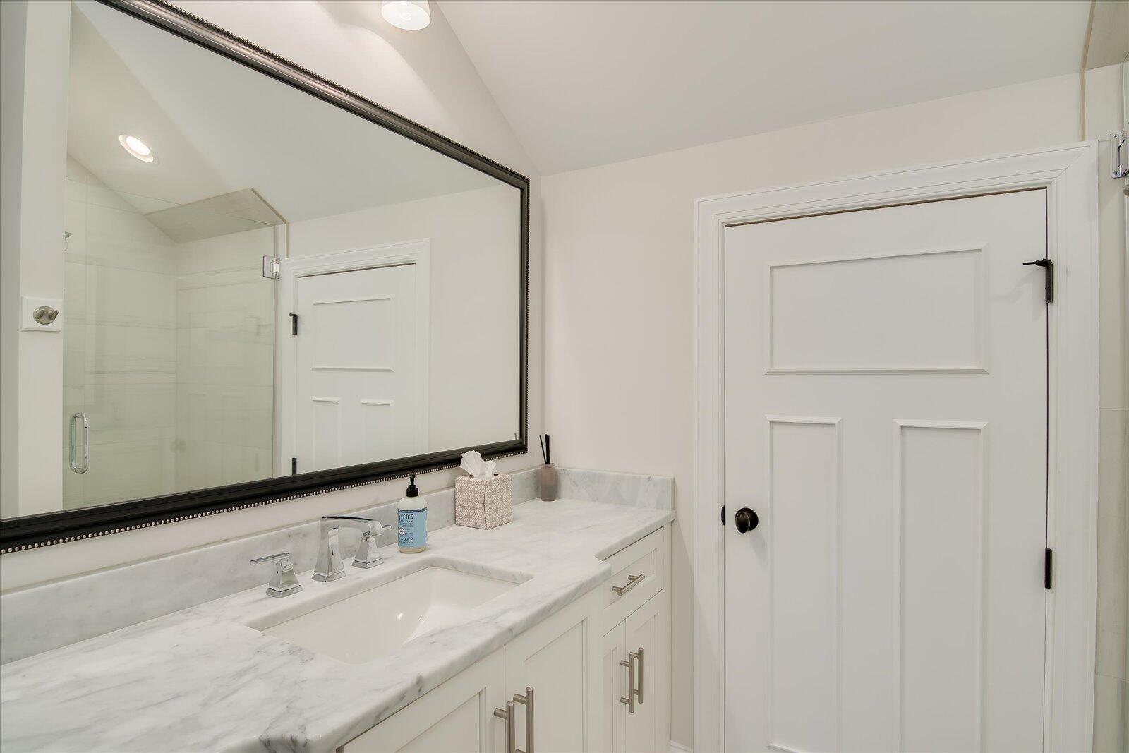 2840 TOWERING OAK Drive