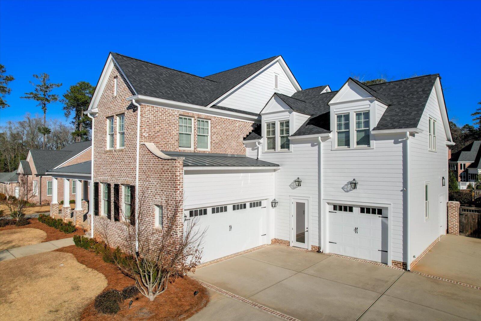 2840 TOWERING OAK Drive