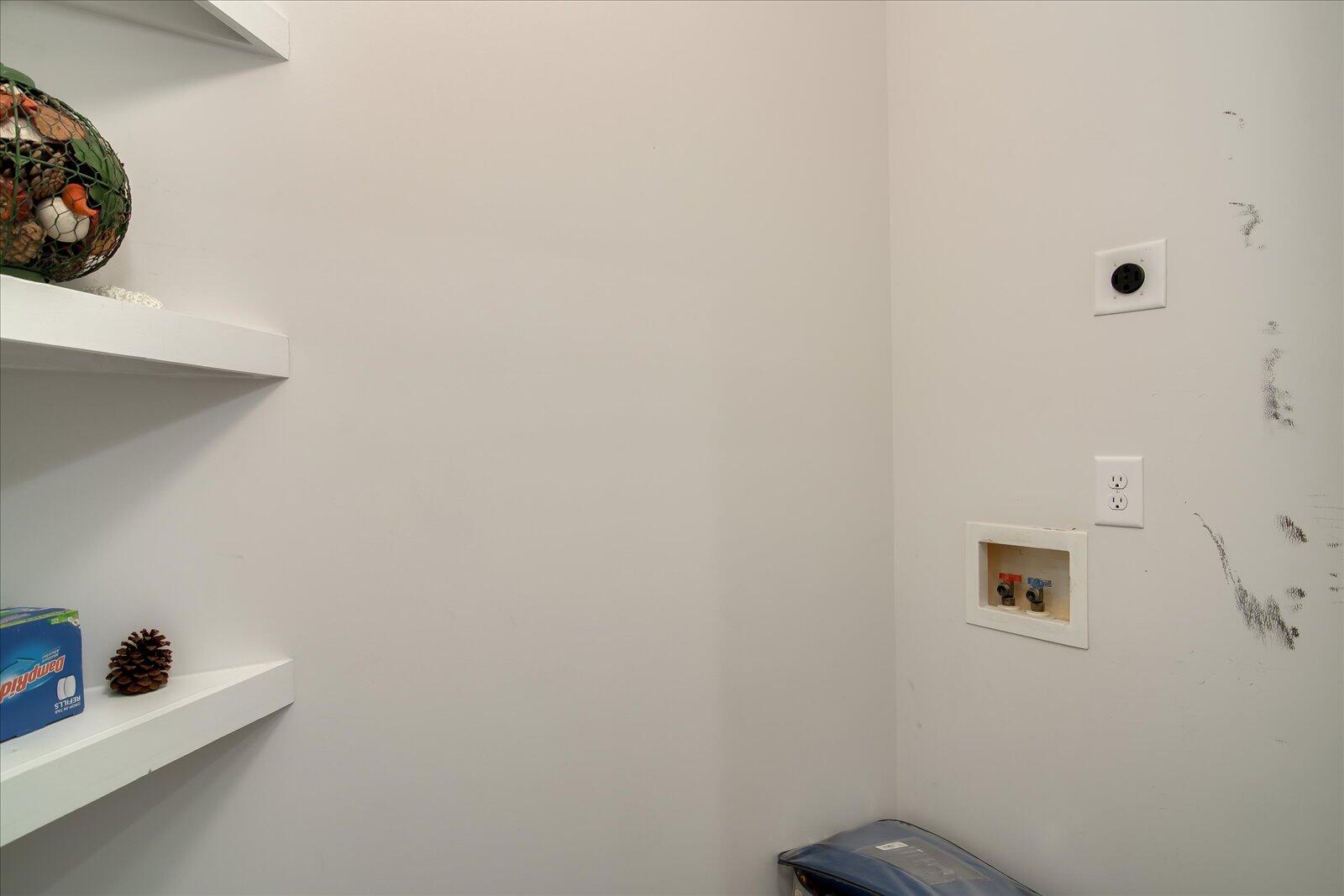 2840 TOWERING OAK Drive