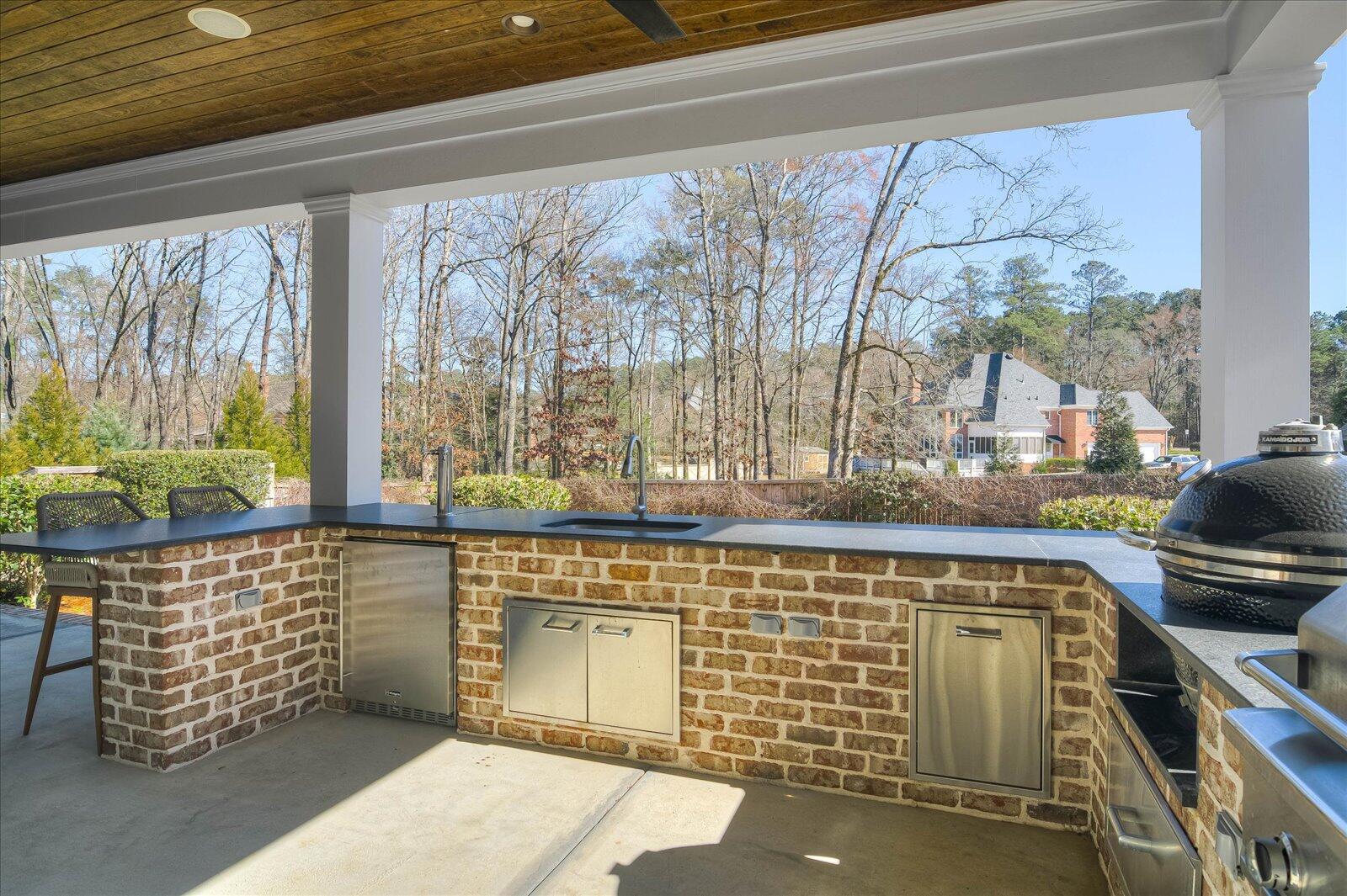 2840 TOWERING OAK Drive