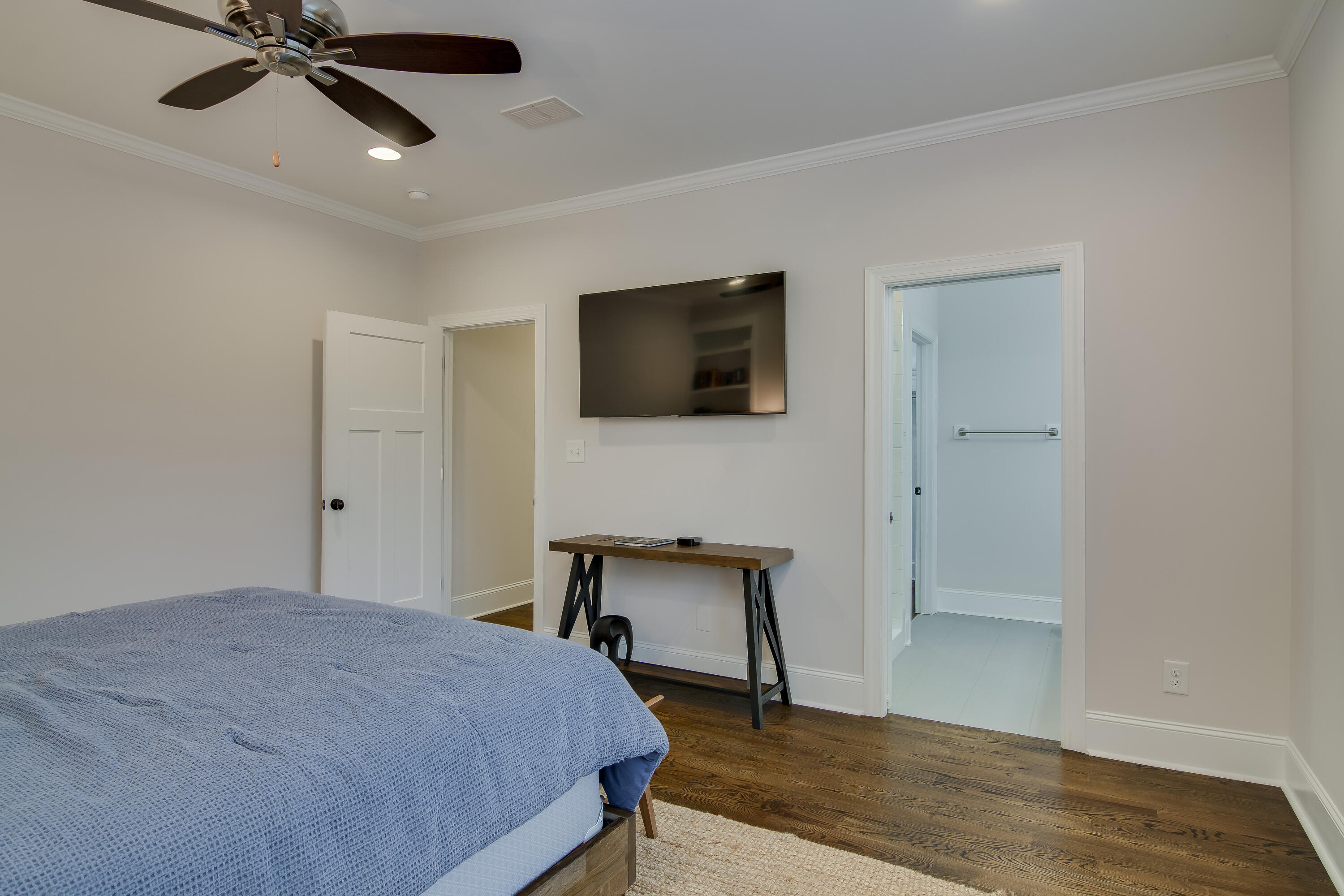 2840 TOWERING OAK Drive