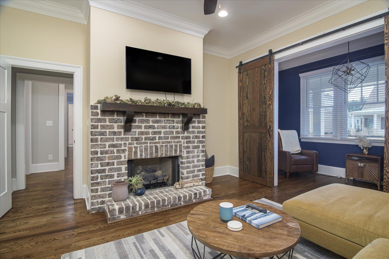 2840 TOWERING OAK Drive