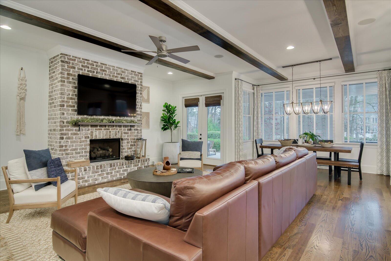 2840 TOWERING OAK Drive