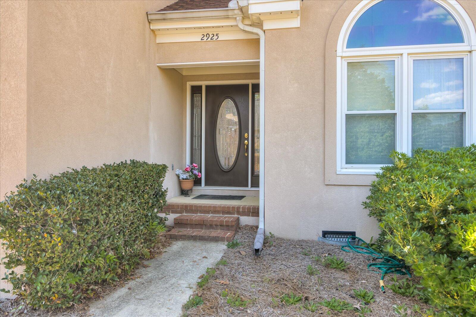 2925 HILLCREEK Drive