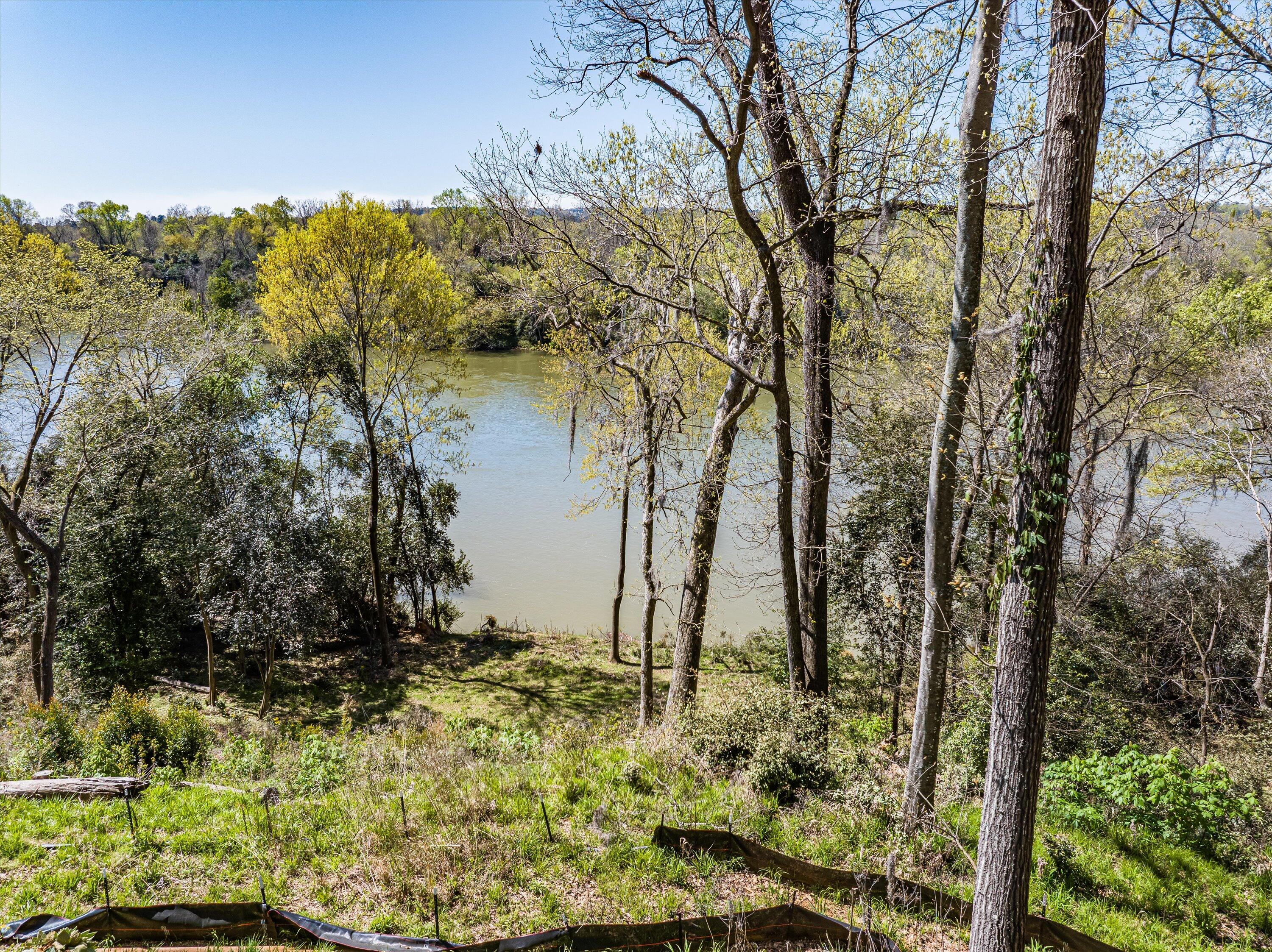 1 RIVER OAK Drive Unit: LOT 1