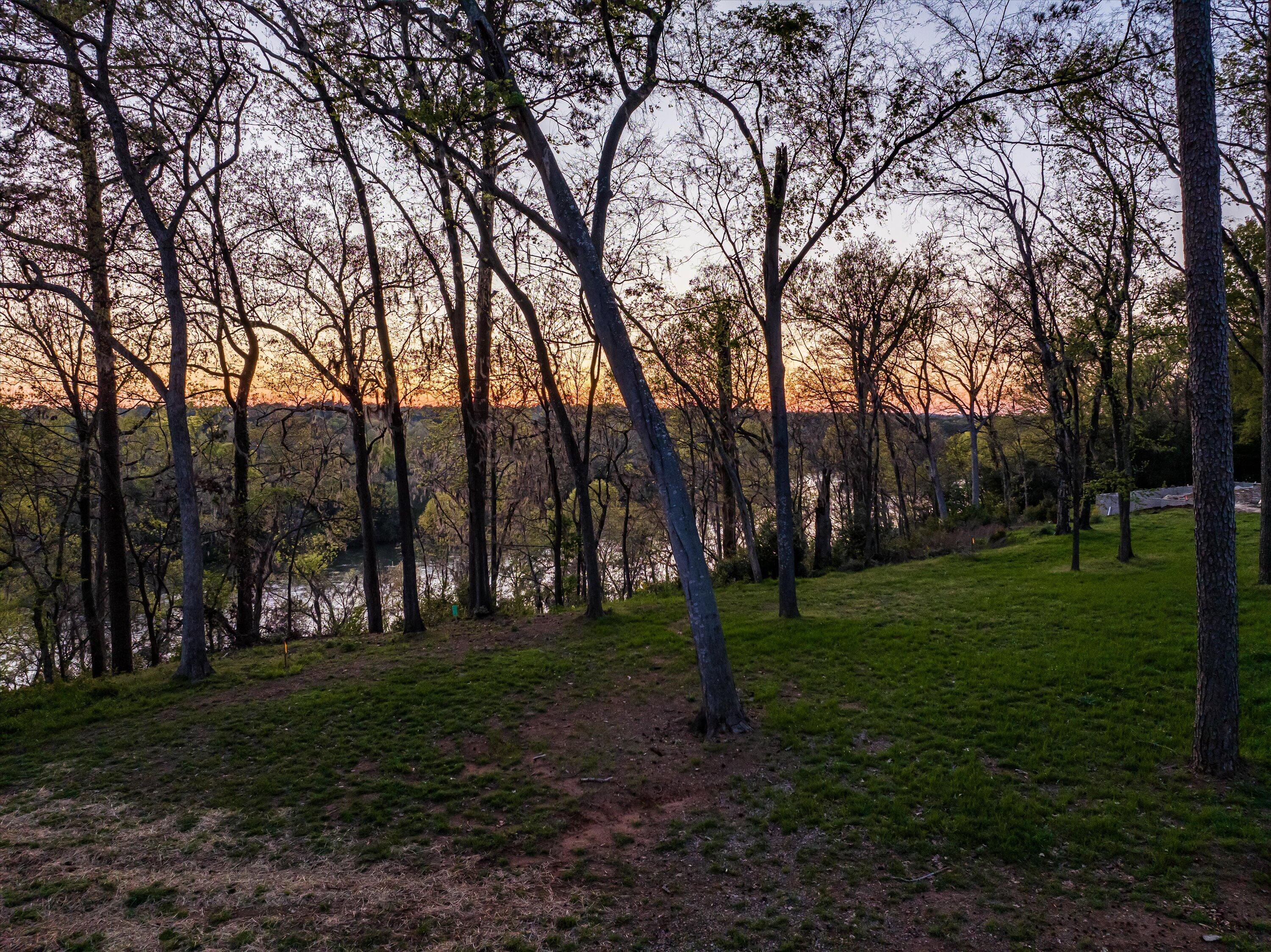 3 RIVER OAK Drive Unit: LOT 3