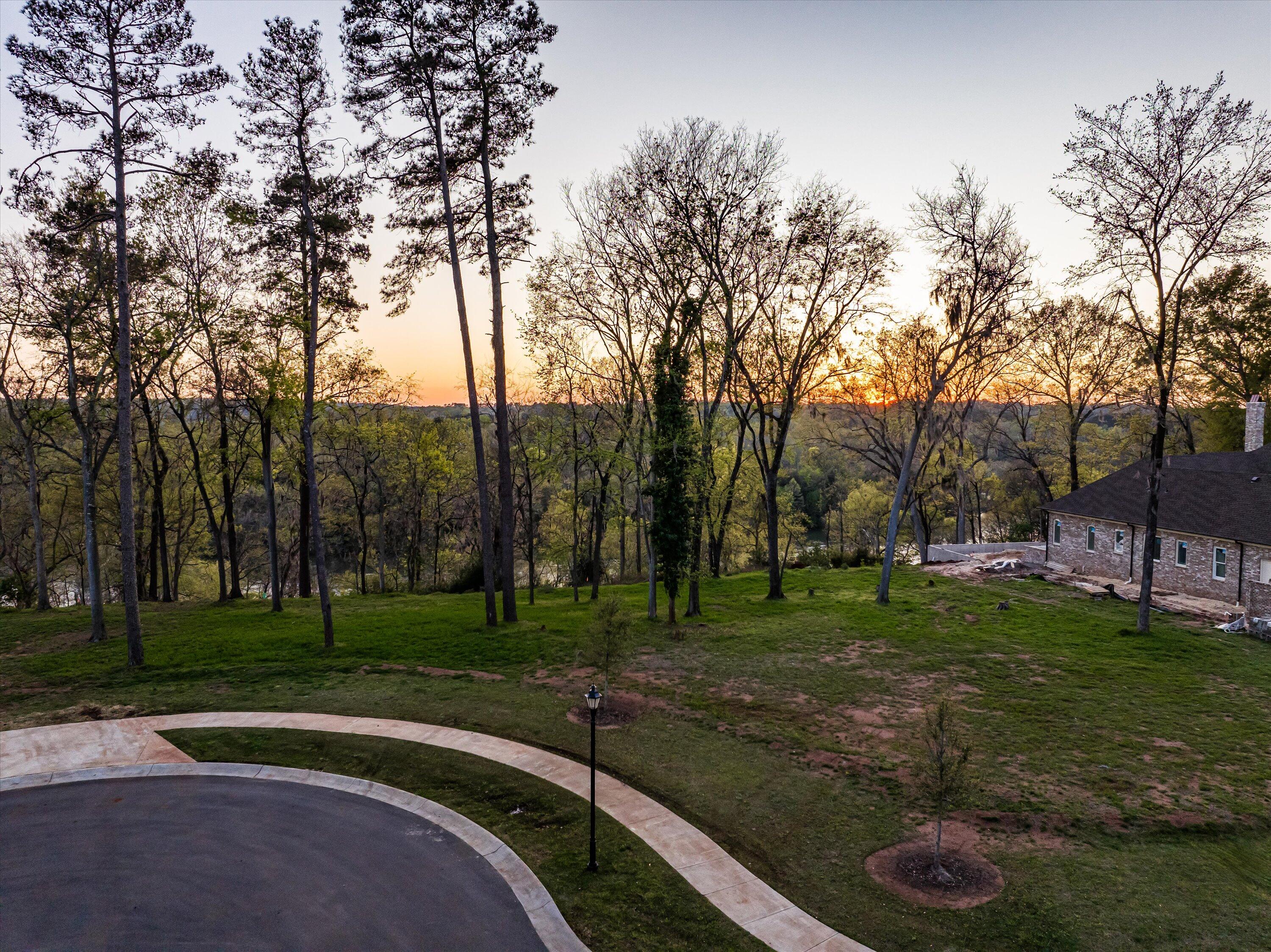 3 RIVER OAK Drive Unit: LOT 3