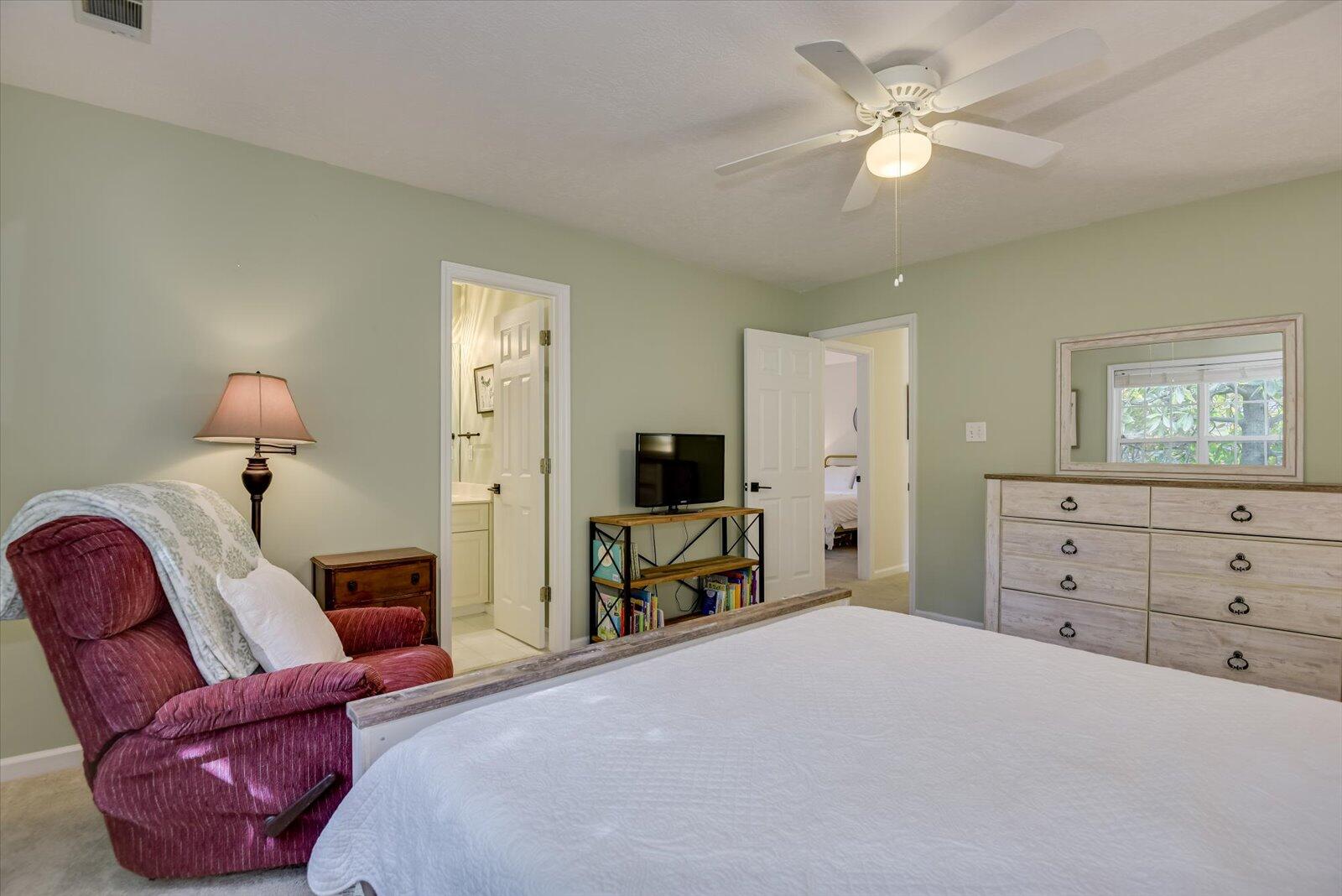 3492 HEATHERSTONE Way