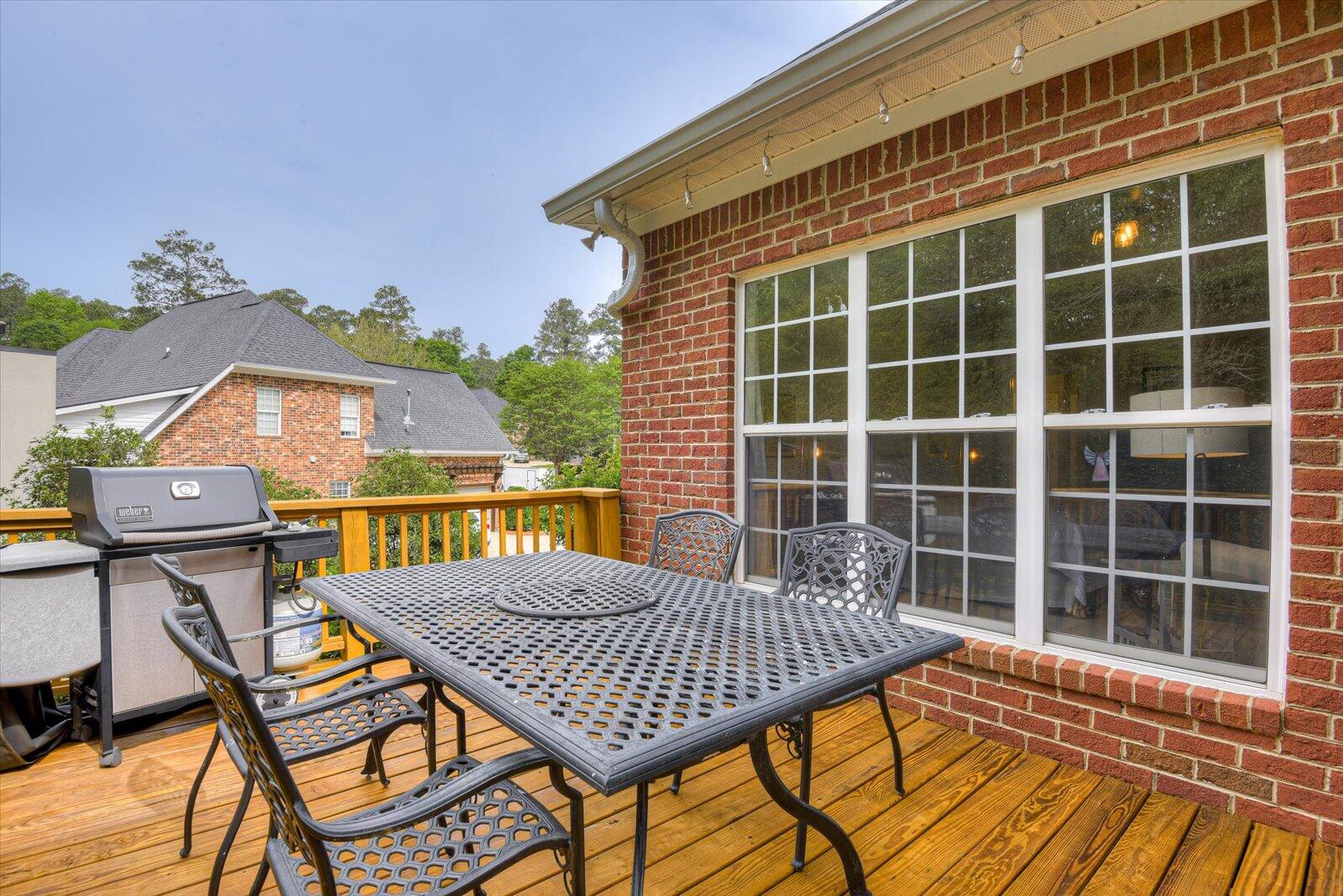 3492 HEATHERSTONE Way