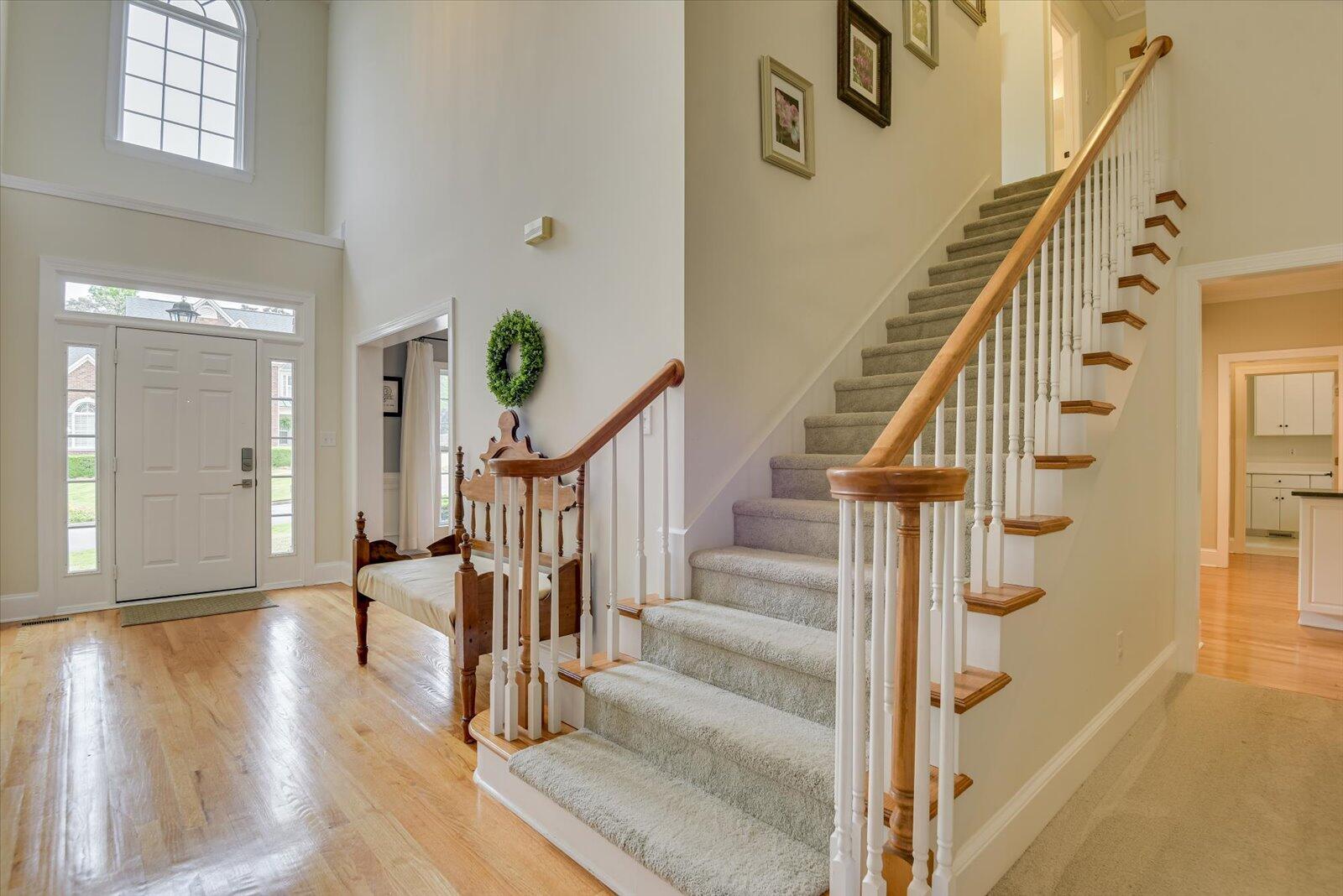 3492 HEATHERSTONE Way