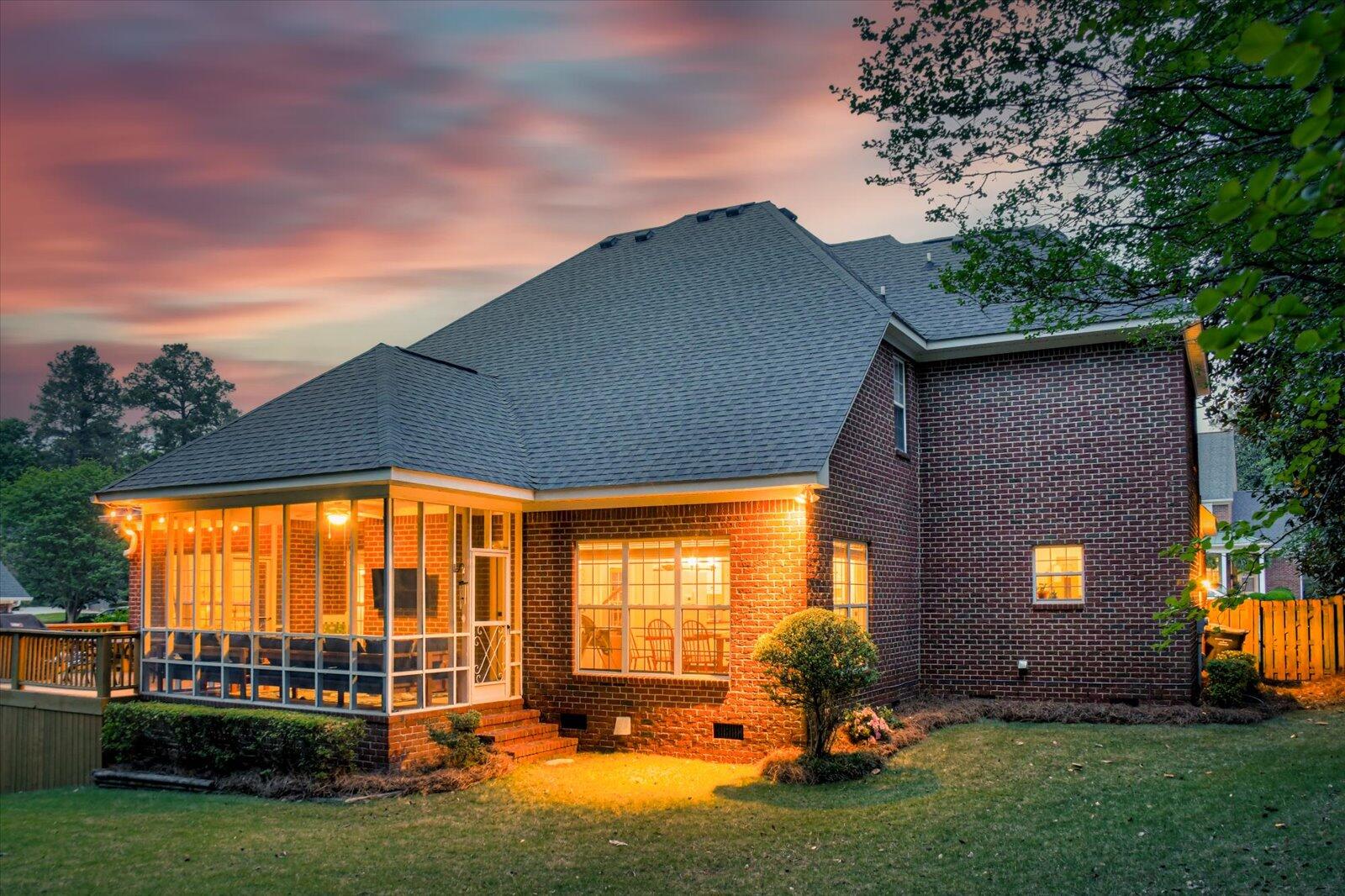 3492 HEATHERSTONE Way