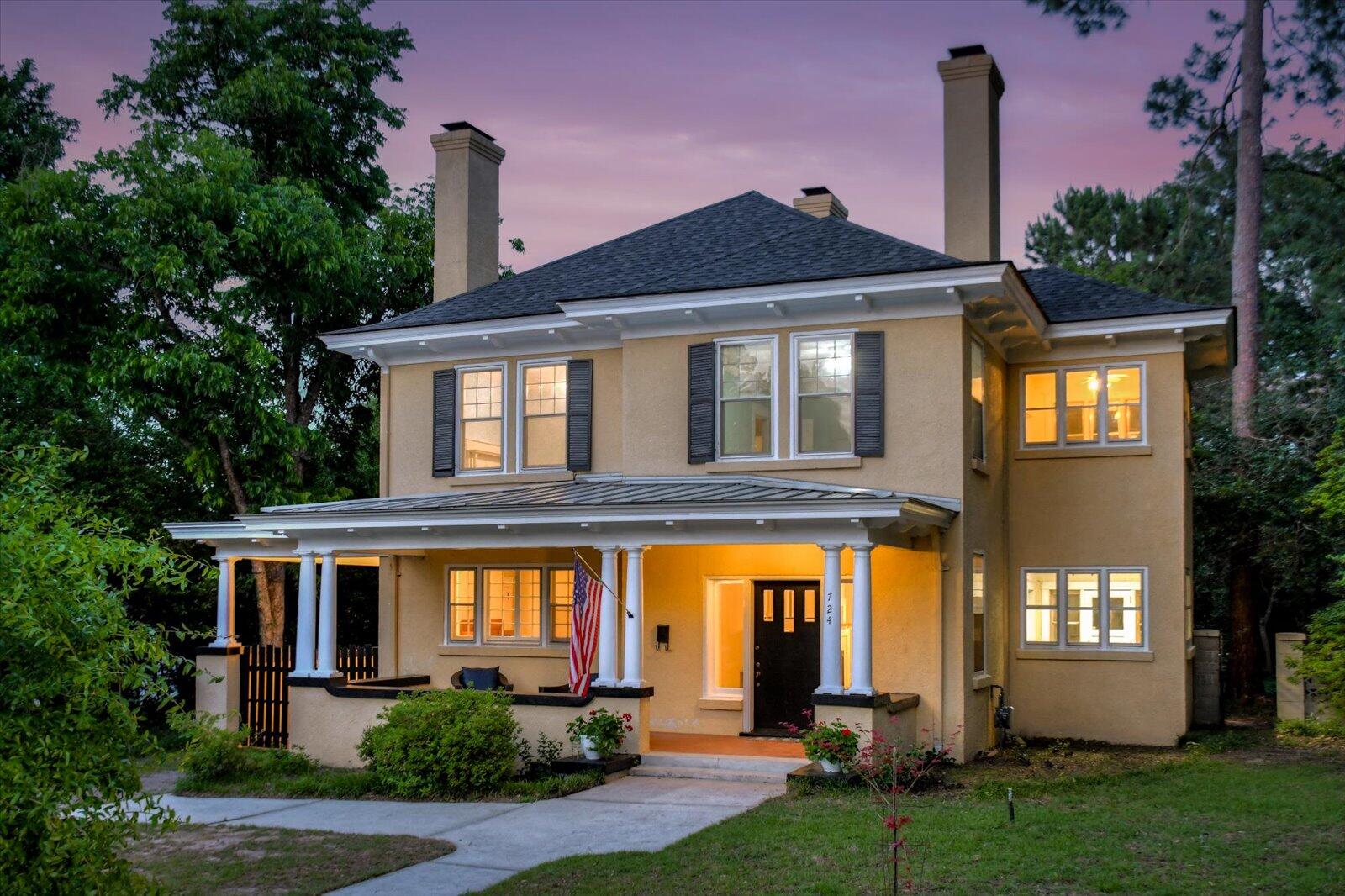 724 MONTE SANO Avenue