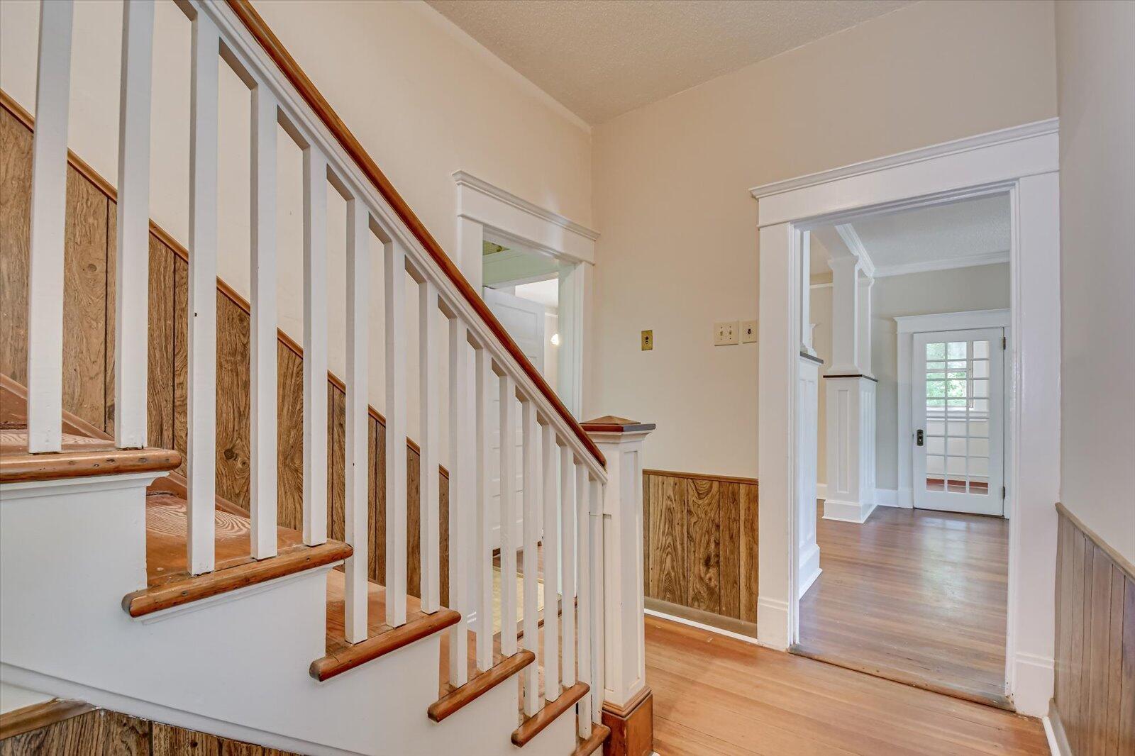 724 MONTE SANO Avenue