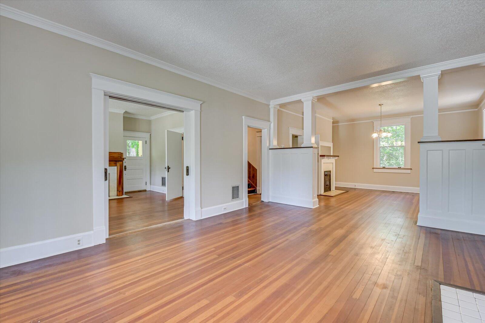 724 MONTE SANO Avenue